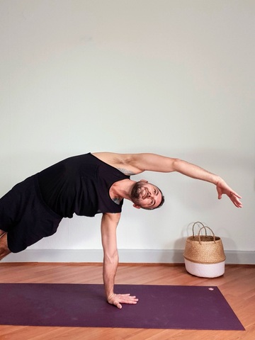 Philippe, professeur de yoga et de pilates Philippe, professeur de yoga et de pilates