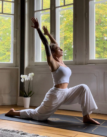 Caroline, professeure de yoga
