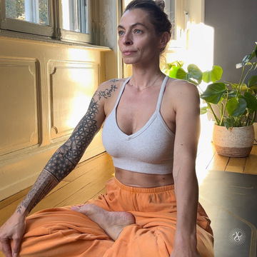 Caroline, professeure de yoga
